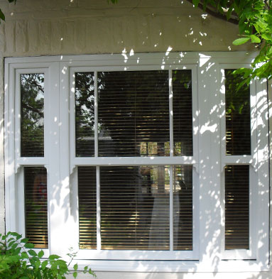 uPVC sash window - White